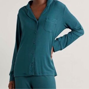 SKIMS teal long sleeve button up collar pajama top large